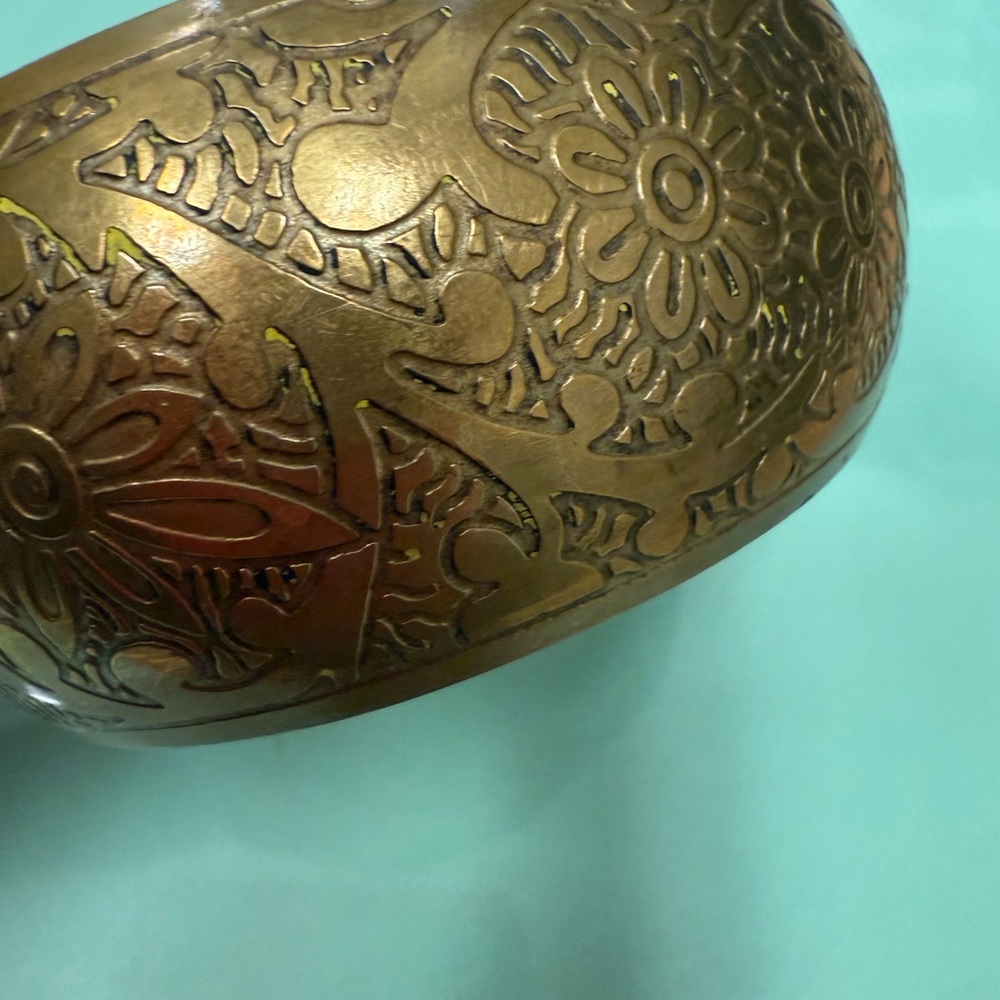 Elegant Floral Brass Bangle